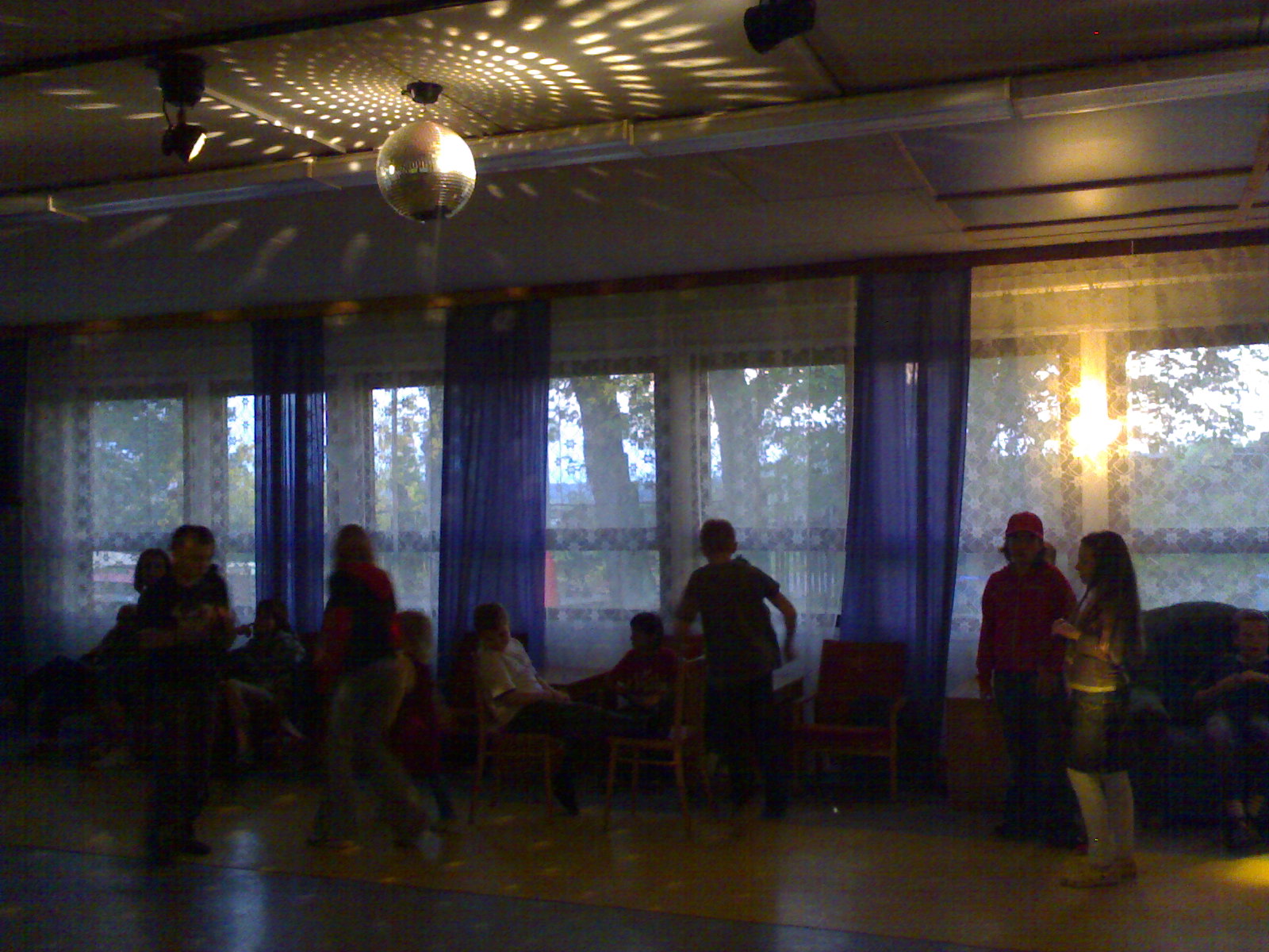 011020083328.jpg