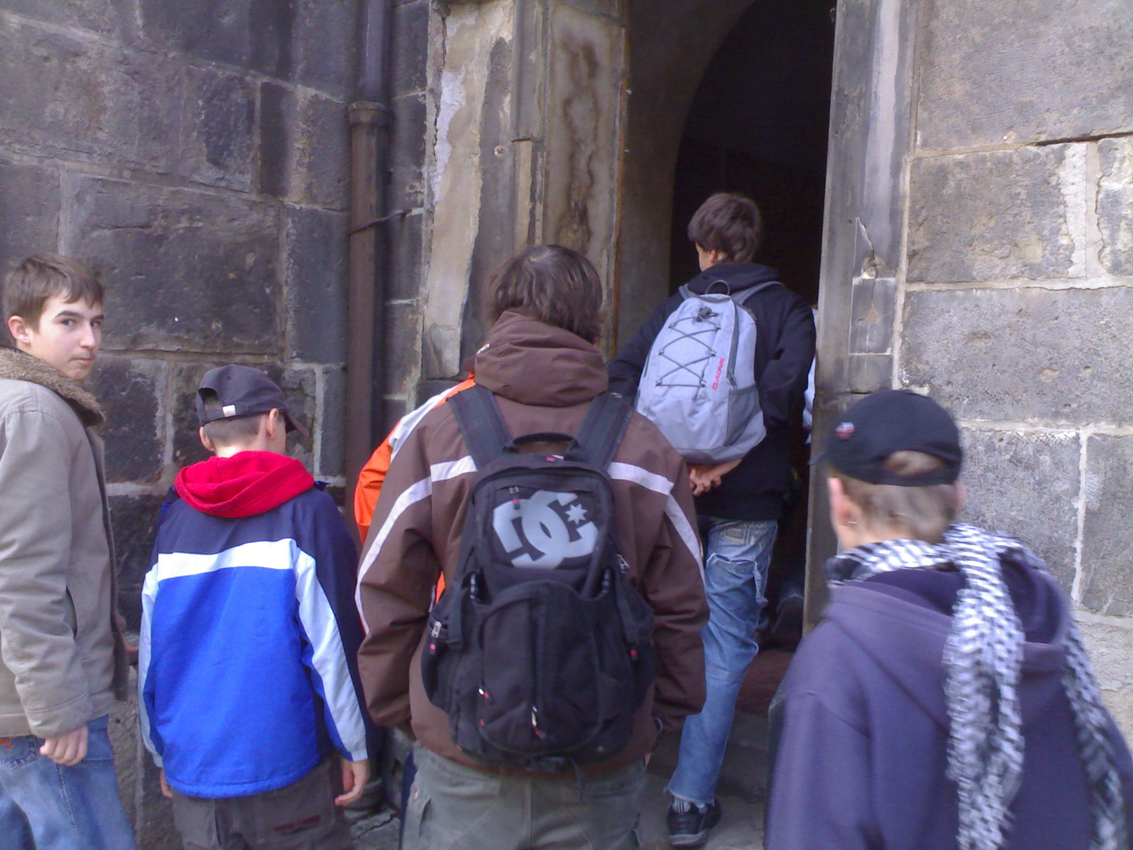 311020083380.jpg